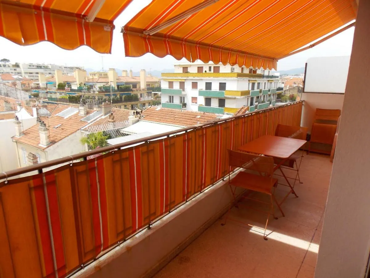 Cannes Satellite